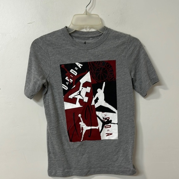 Jordan Gray and Red Graphic Tee Short Sleeve - Picture 1 of 2